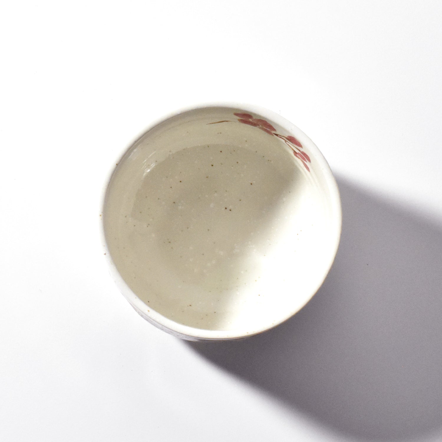 Japanese Ceramic “Kin-Sai Sakura” Matcha Bowl – Gold-Accented Cherry Blossom Design