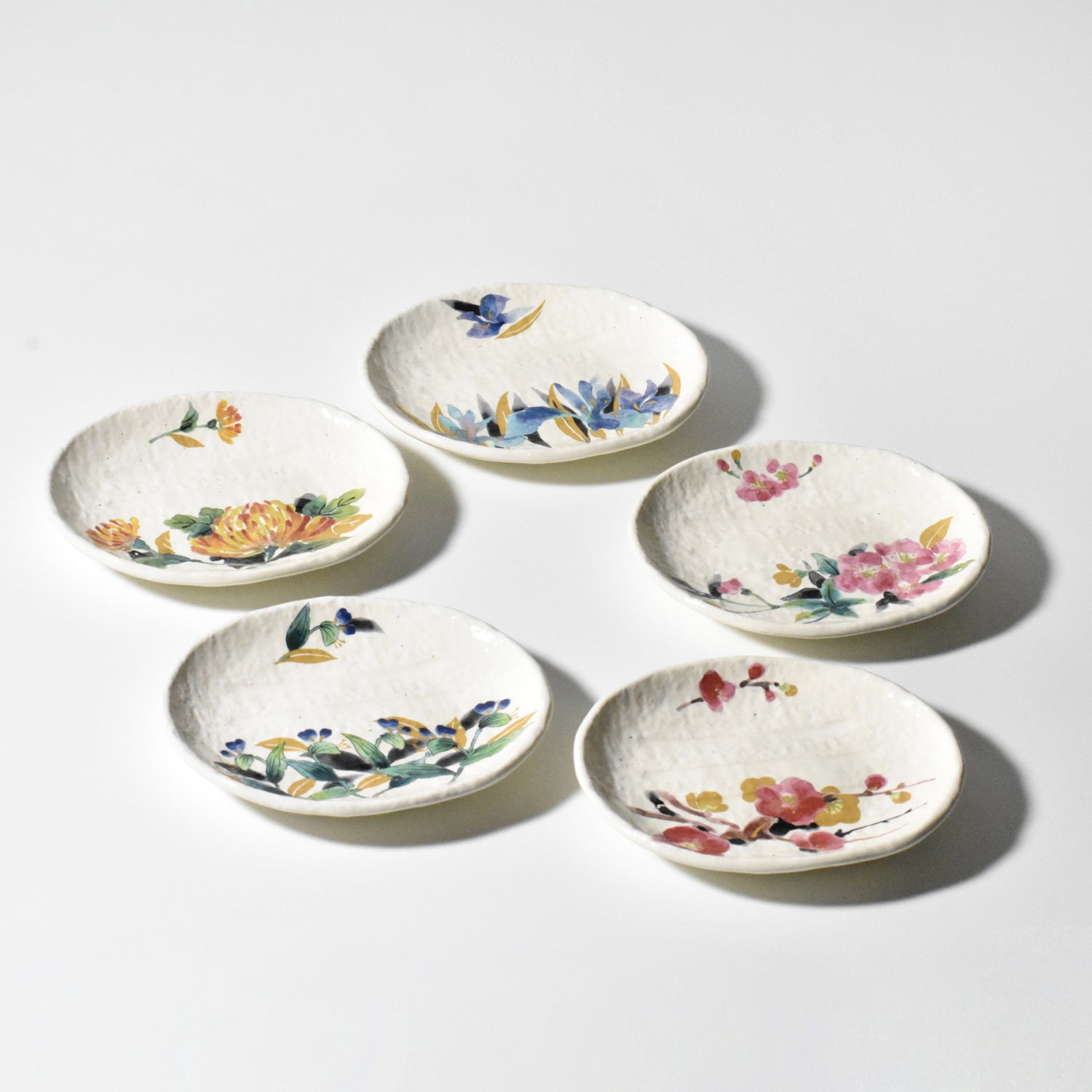Manyo Wildflower（万葉草花） Japanese Plate Set – Traditional Ceramic Tableware