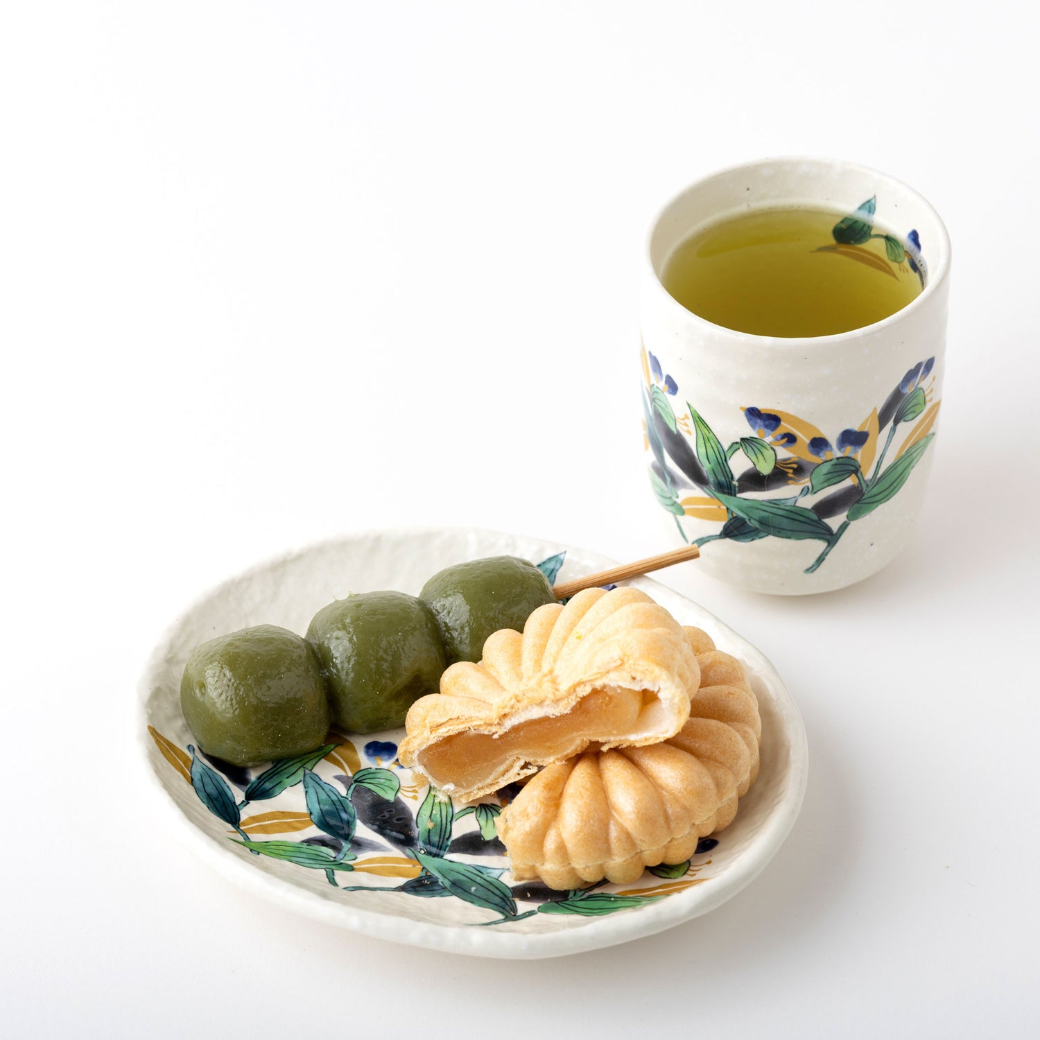 Manyo Wildflower（万葉草花） Japanese Plate Set – Traditional Ceramic Tableware