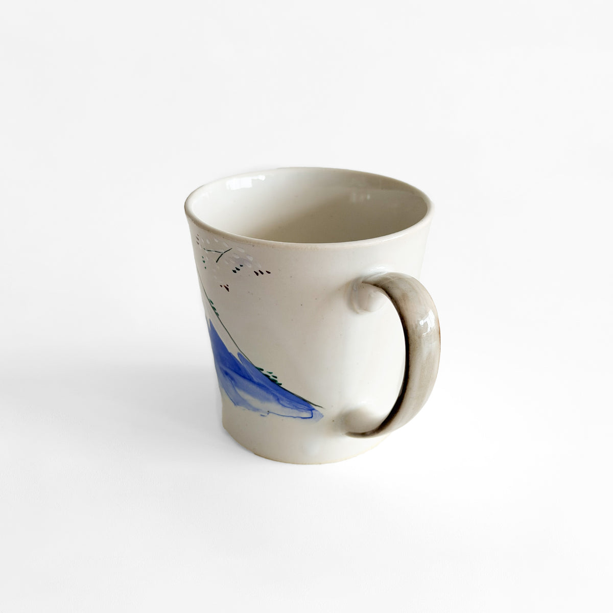Hand-Painted Kyoto Mug 280ml – Blue Fuji & Cherry Blossoms