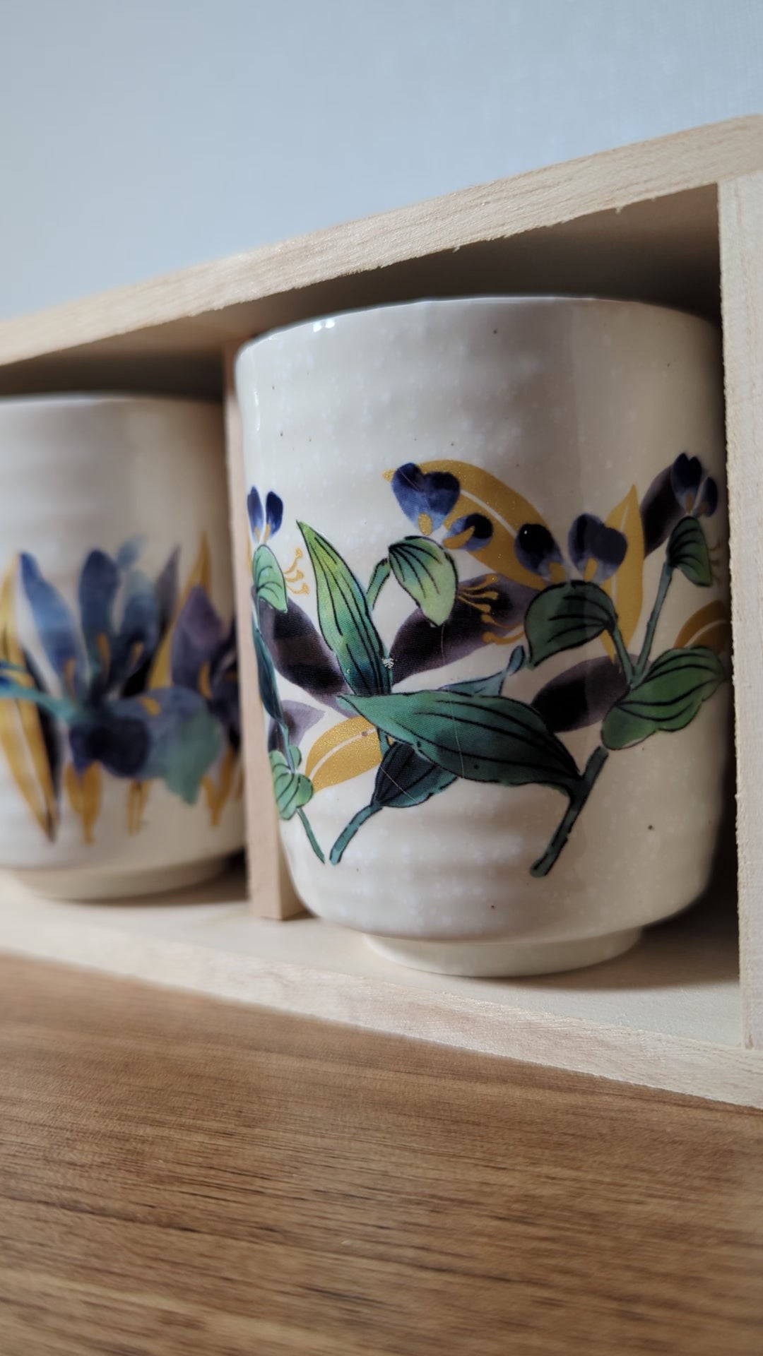 Manyo Wildflower （万葉草花） Yunomi Teacup Set – Authentic Japanese Tea Cups